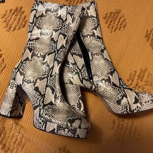 SCHUTZ Snake Print Platform Ankle Boots in Black and Cream